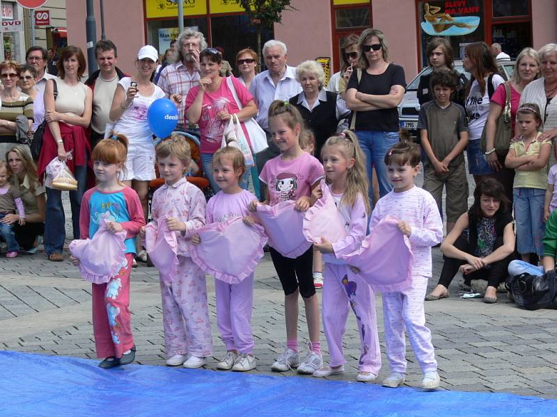 Na Prima den s Deníkem zavítalo v pátek na náměstí T. G. Masaryka v Přerově asi šest set lidí.