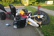 Srážka auta s motorkou v Malhoticích