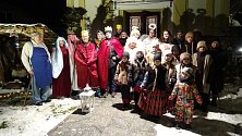 Rozsvěcování vánočního stromu, návštěva Svatého Mikuláše v Horních Těšicích.