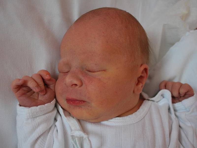 Josef Tihelka, Přerov, narozen 18. května 2011 v Přerově, míra 52 cm, váha 4 020 g 