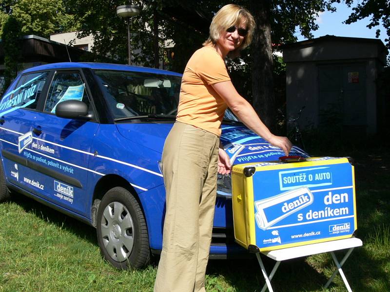 Auto by ráda vyhrála nejen starostka Hustopeč nad Bečvou Júlia Vozáková...