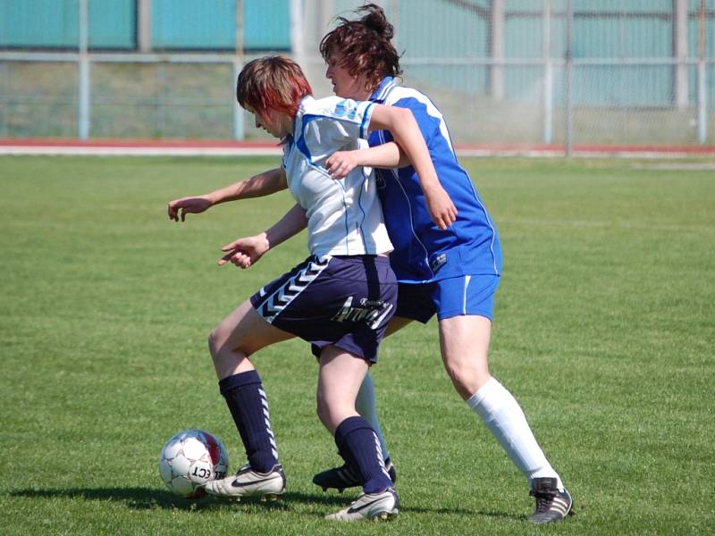 Fotbalistky 1. FC Přerov v Holešově vysoce a nečekaně prohrály 0:5. 