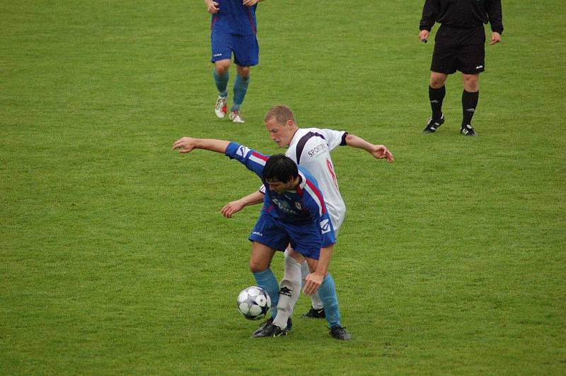 SK Hranice (v bílém) vs. 1. FC Přerov