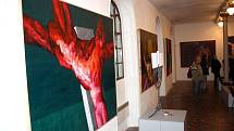 Vernisáž výstavy obrazů českého malíře Ivana Bukovského v hranické synagoze