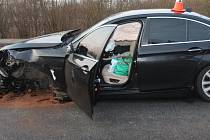 Nehoda tří auta v Hustopečích nad Bečvou