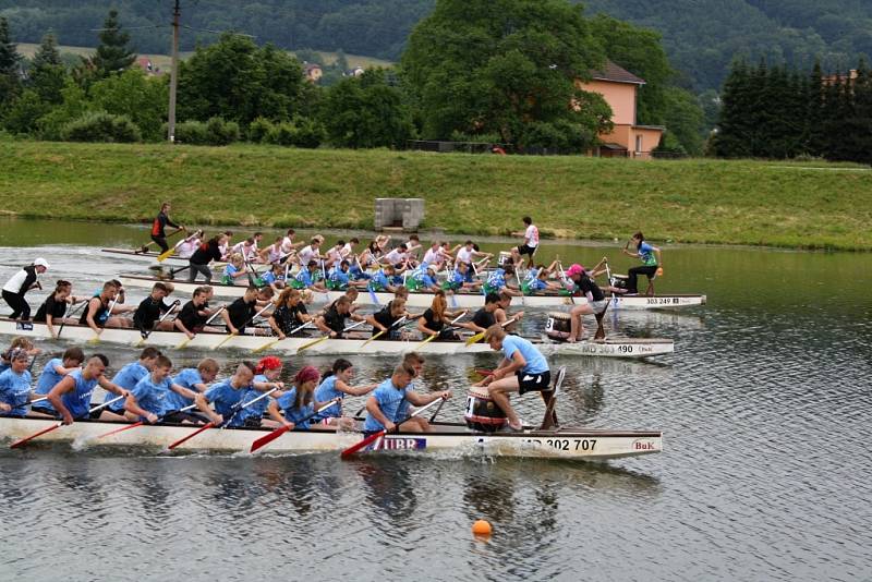 Festival dračích lodí v Hranicích