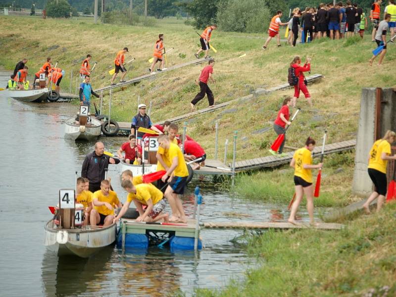 Festival dračích lodí v Hranicích