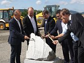 V hranickém CTParku byl položen základní kámen nové výrobní haly korejské společnosti DAS.