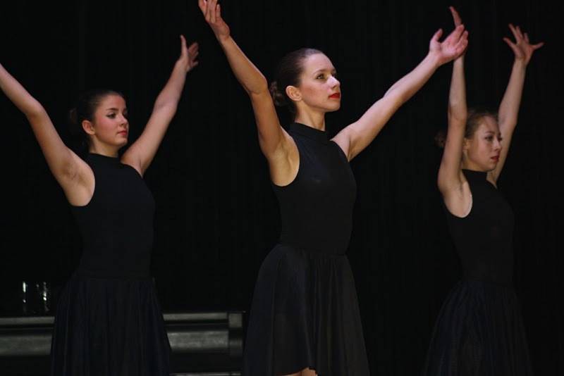 S tanečním vystoupením Edith Piaf se představili v sobotu 19. prosince v sokolovně žáci tanečního oboru Základní umělecké školy v Hranicích.