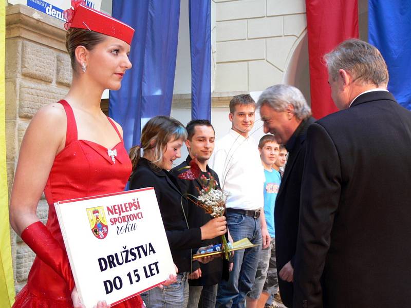 Město Hranice ocenilo nejlepší sportovce roku 2008.