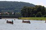 Festival dračích lodí na hranické Bečvě  - závody základních a středních škol