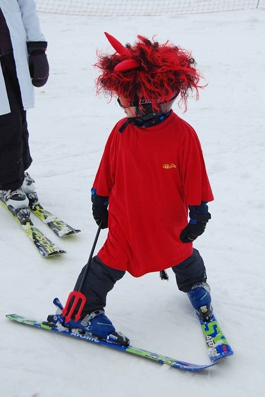 Maškarní rej a vyhlášení vítězů ve Ski areálu Potštát