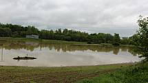 Zatopené hřiště v Ústí ve čtvrtek 23.5. 2019 dopoledne.