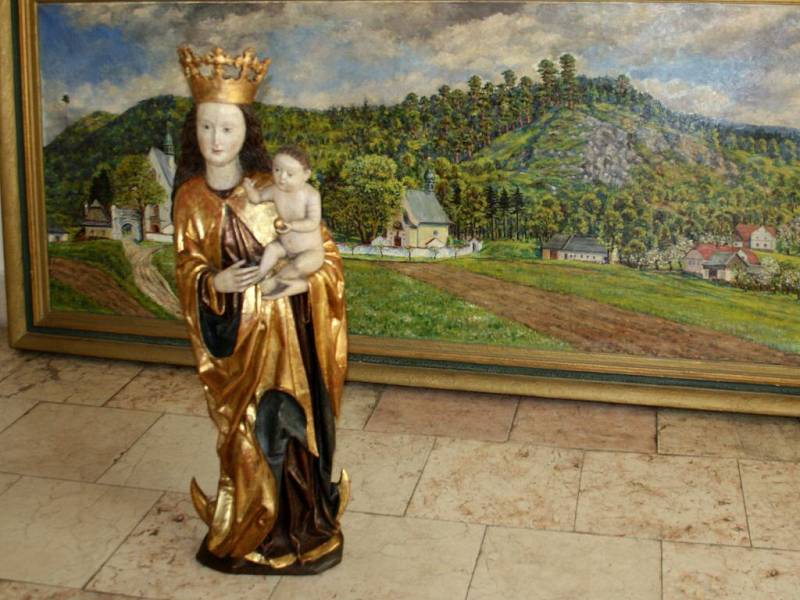Do Hranic se po letech vrací gotická socha Hranické madony