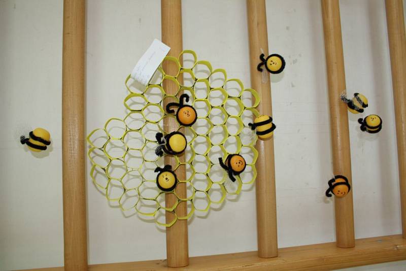Šestý ročník výtvarné soutěže, které vyhlásilo Včelí království, s názvem Vůně medu se setkal s velkým zájmem