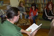 V rámci Týdne knihoven připravila Městská knihovna v Hranicích v úterý odpoledne pro děti i rodiče veřejné čtení knížek