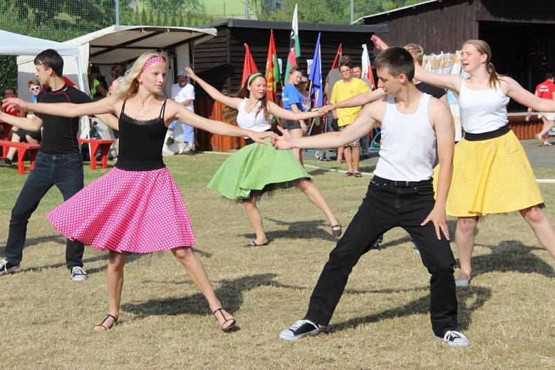 Venkovskému festivalu mikroregionu Záhoran patřilo sobotní odpoledne v Rouském na Hranicku. 