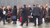 Ministři práce a sociálních věcí z členských států Evropské unie přistáli ve čtvrtek 22. ledna dopoledne na letišti v Přerově. 