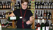 Svatomartinská vína jsou i v Hranicích stále populárnější.Ilustrační foto