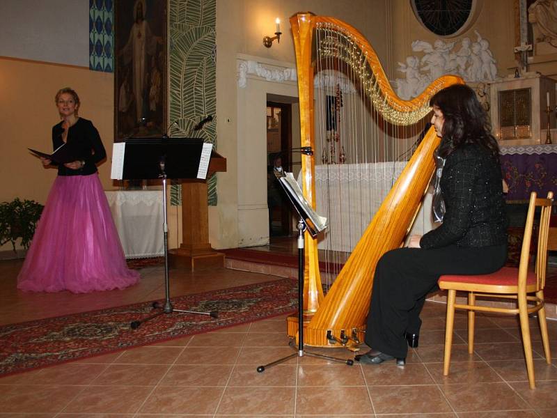 Adventní koncert „Harfa andělům“ v kapli v Malhoticích