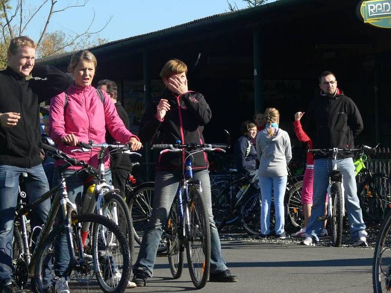 V Hustopečích nad Bečvou se v pátek otevřel nový úsek Cyklostezky Bečva