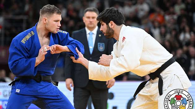 Hranický judista Martin Bezděk na Grand Slamu v Tbilisi proti svétové dvojce Sulamanidzemu.