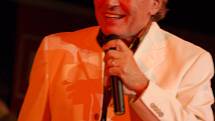 Karel Gott na koncertě v Přerově v roce 2008