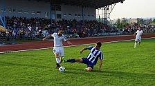 Divizní derby mezi SK Hranice a TJ Sokol Ústí (v bílém)