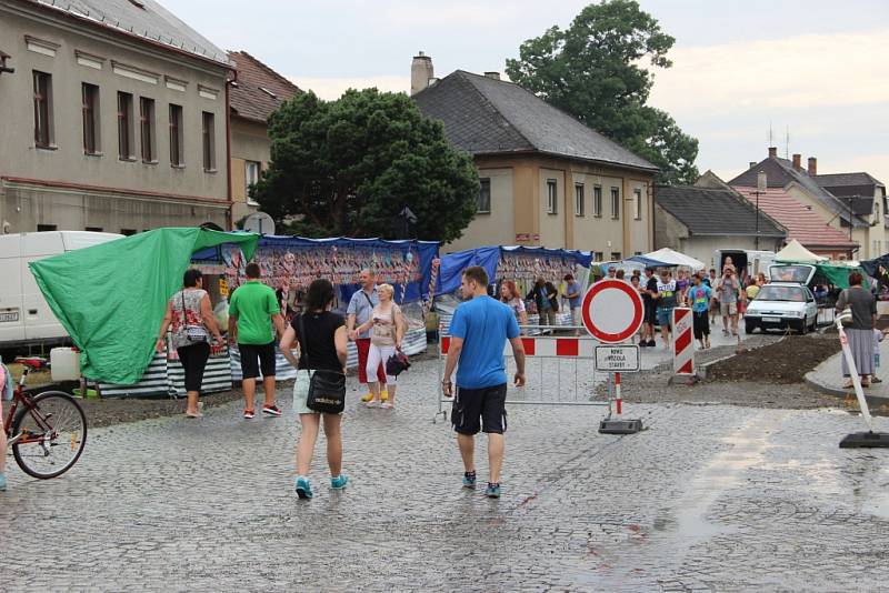 Centrum Drahotuš po roce ožilo Anenskou poutí. 