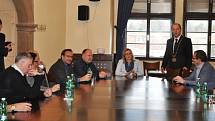 Hranickou radnici navštívila ve čtvrtek 19. listopadu ministryně pro místní rozvoj Karla Šlechtová. 