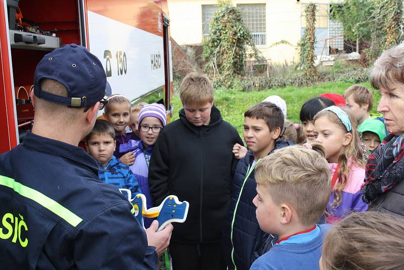 Den požární bezpečnosti v lipnické hasičské zbrojnici v pátek 13. října