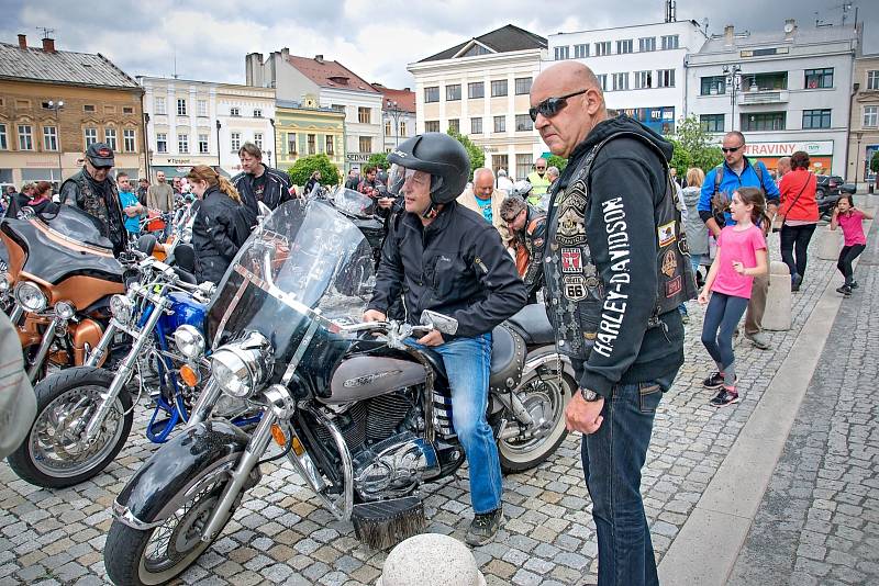 Hranická motomše pořádaná klubem Harley Owners Group