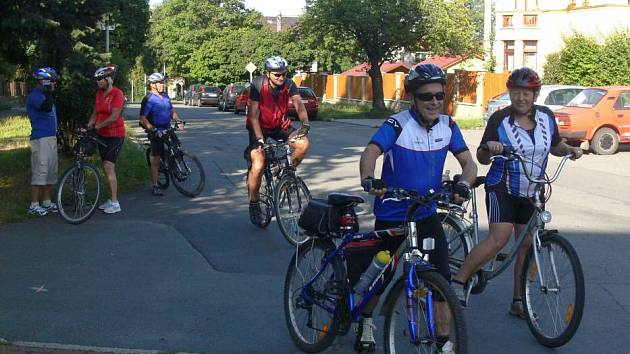 Senioři z Hranic vyrazili na další cyklovýlet