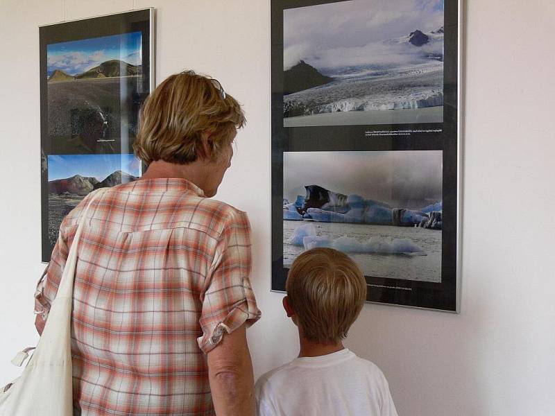 Výstava fotografií Stanislava Bajera přibližuje divokou krásu Islandu.
