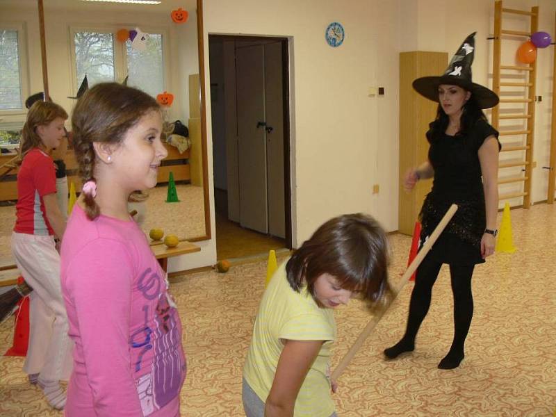 Halloweenské nocování v hranickém DDM