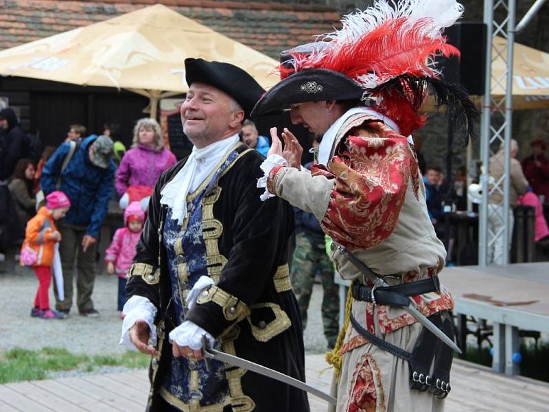 Festival vojenské historie na Helfštýně