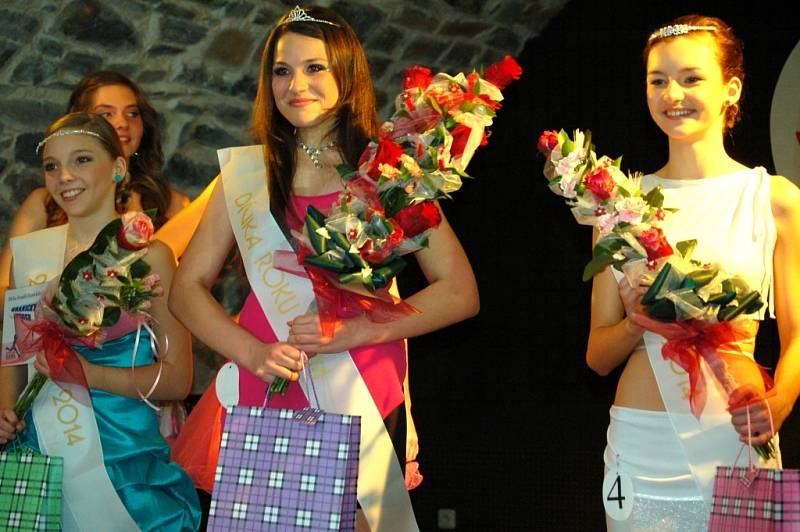 Základní kolo soutěže Dívka roku 2014 v Hranicích