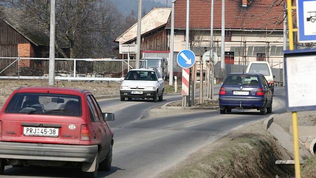 Hranická radnice slibuje v ulicích, kudy bude veden sjezd z dálnice, vybudovat zpomalovací prvky.