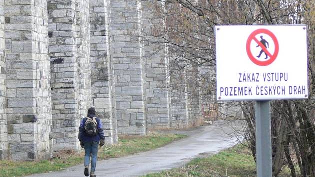 Kvůli špatnému stavu hrozilo viaduktům zboření.     