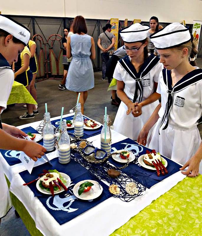 Žákyně z drahotušské základní školy vyhrály celostátní kulinářskou soutěž se svým týmem Hledá se krab!