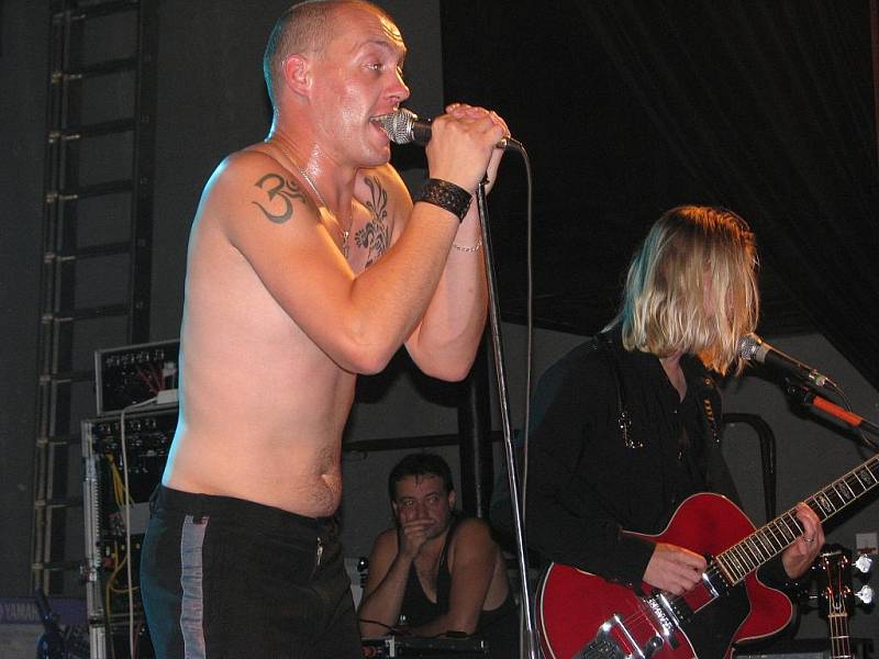 Z Ústí nad Labem zavítal do Hranic jediný středoevropský revival kultovních Depeche Mode. 