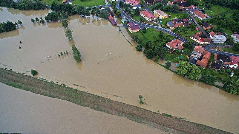 Hřiště v Ústí je opět pod vodou. Potřetí za čtyři roky.