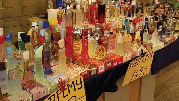 Pozor na falešné parfémy - Přerovský deník