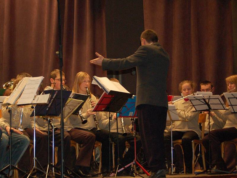 Moravská Veselka a polský mládežnický orchestr se setkali na jednom pódiu v Pavlovicích u Přerova.