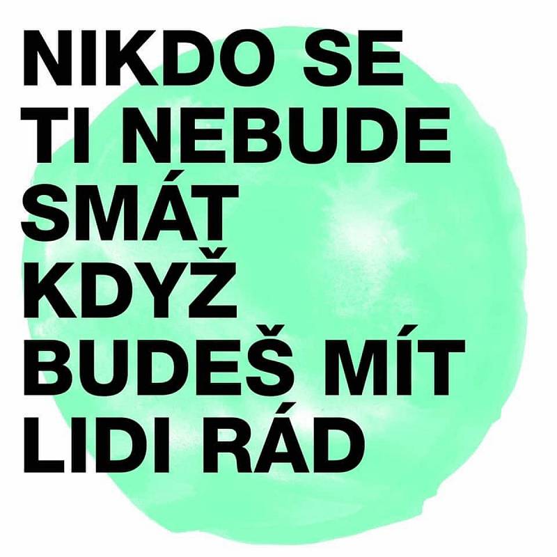 Nové album skupiny Midi Lidi nese název Nikdo se ti nebude smát, když budeš mít lidi rád.