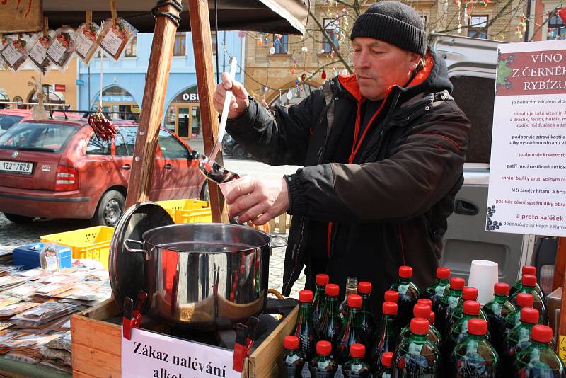 Farmářské trhy na hranickém náměstí