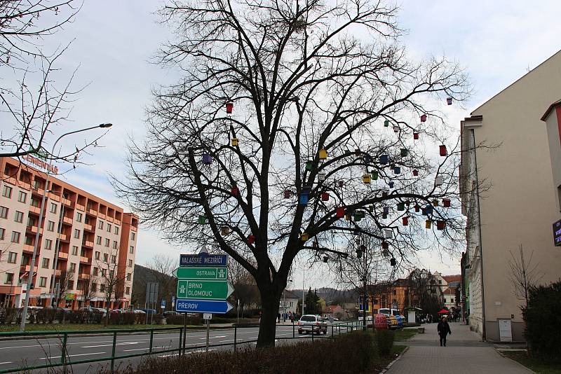 Velikonoční výzdoba v Hranicích 2023.