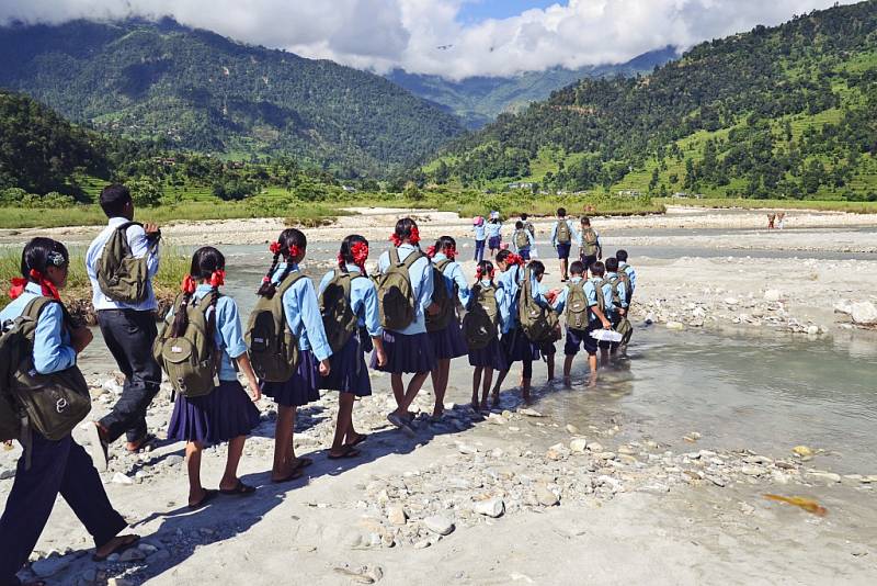 Mladá Vlčnovjanka pomáhá státní škole v Nepálu.