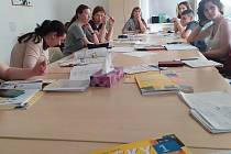 V Uherském Hradišti běží výuka češtiny pro uprchlíky z Ukrajiny