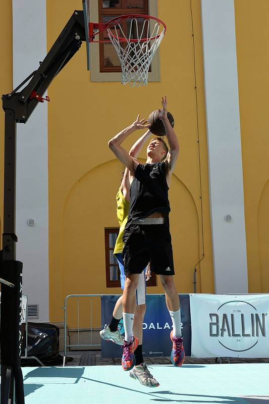 První den Slováckého léta byl na programu také Street dance, parkur a Streetball.